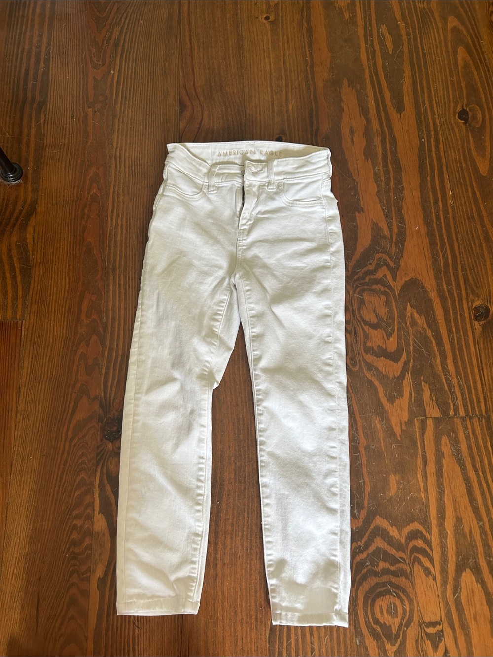 American Eagle Outfitters White Skinny next level stretch Jeans - size 000